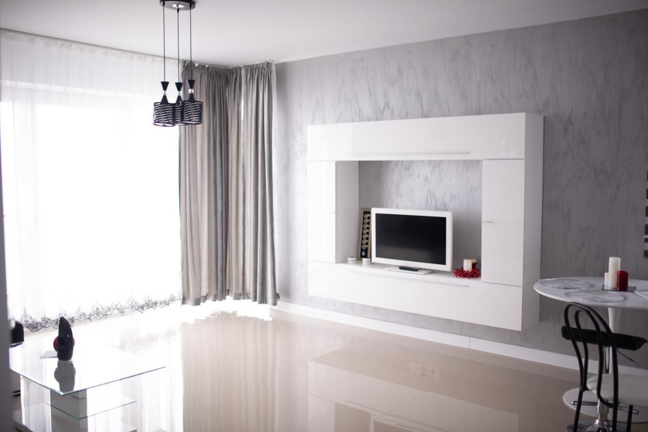 Apartament Denissia Oradea Luaran gambar