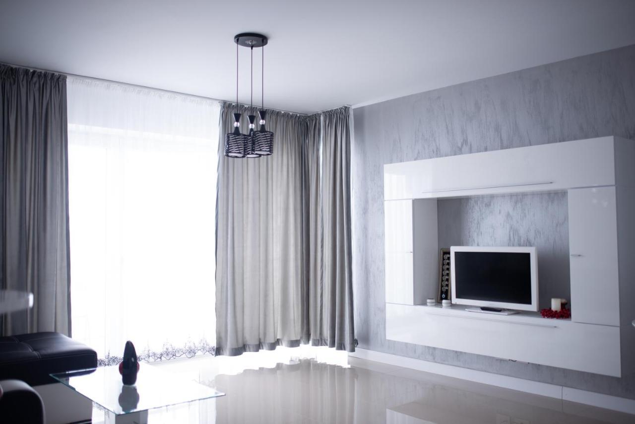 Apartament Denissia Oradea Luaran gambar